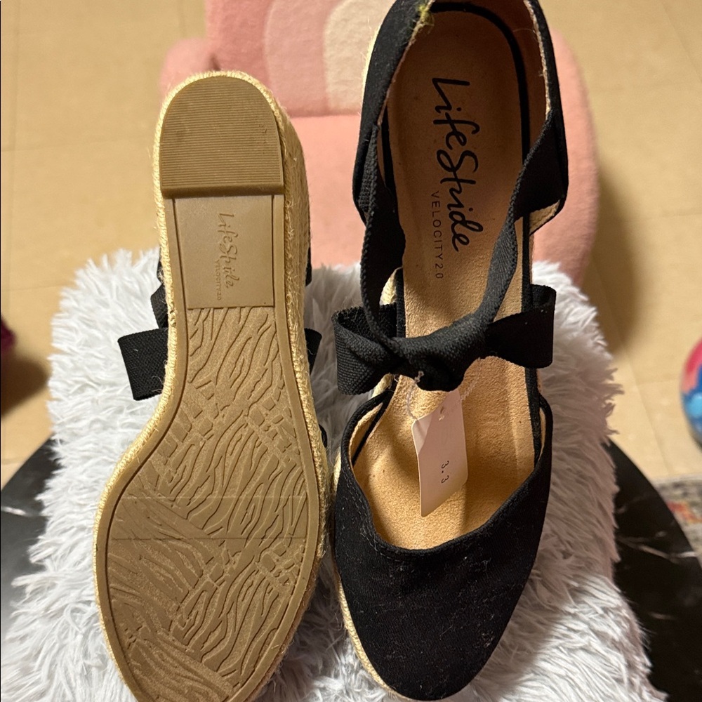 Life Stride Black Espadrille Flats